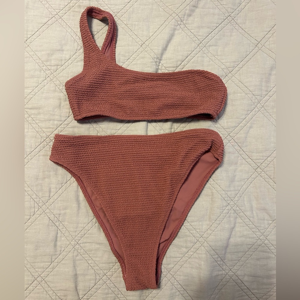 PacSun Textured One-Shoulder Bikini Set in Dusty Rose